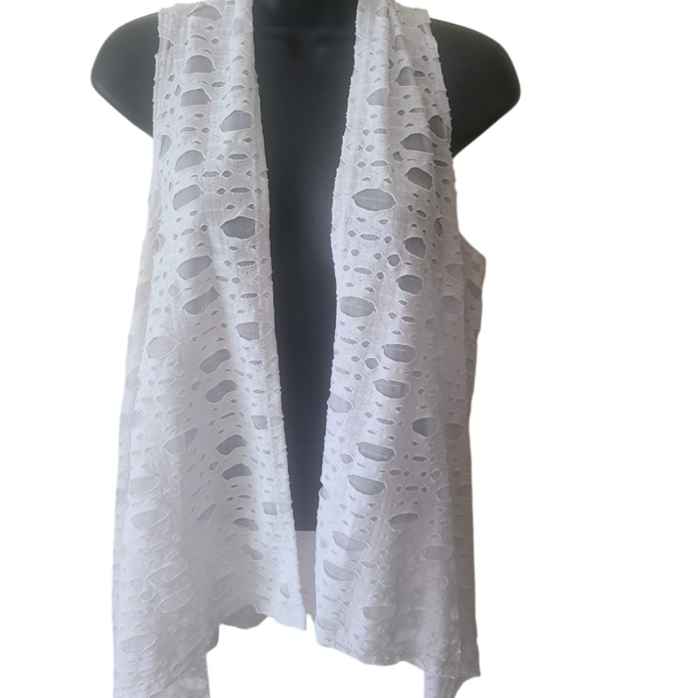 New Directions White Textured Open Vest